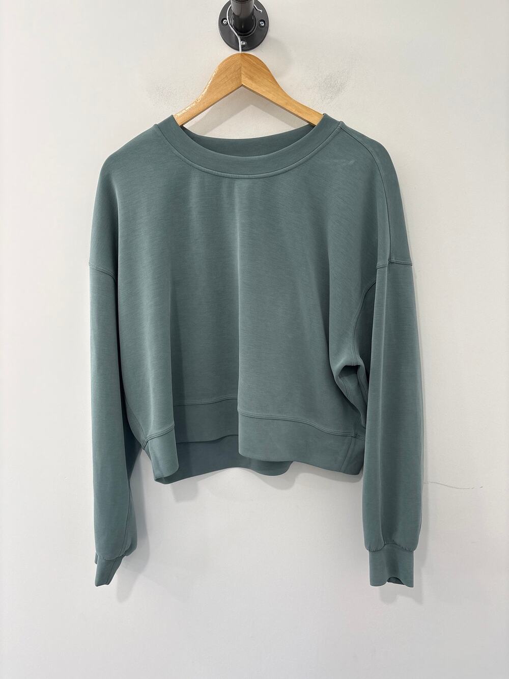 Lululemon Long Sleeve Crewneck Sweatshirt Green Size 10